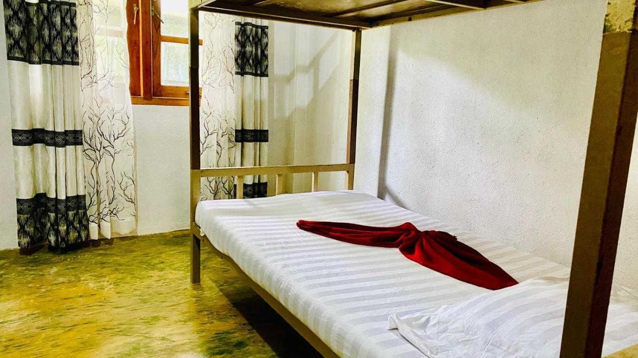 Хостел Dutchman House Sri Lanka Матара Екстер'єр фото